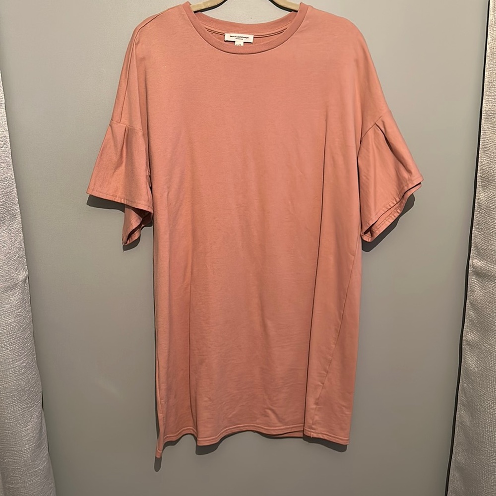 Large cotton bell sleeve tshirt dress
